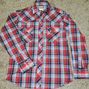 Womens wrangler snap up long sleeve shirt